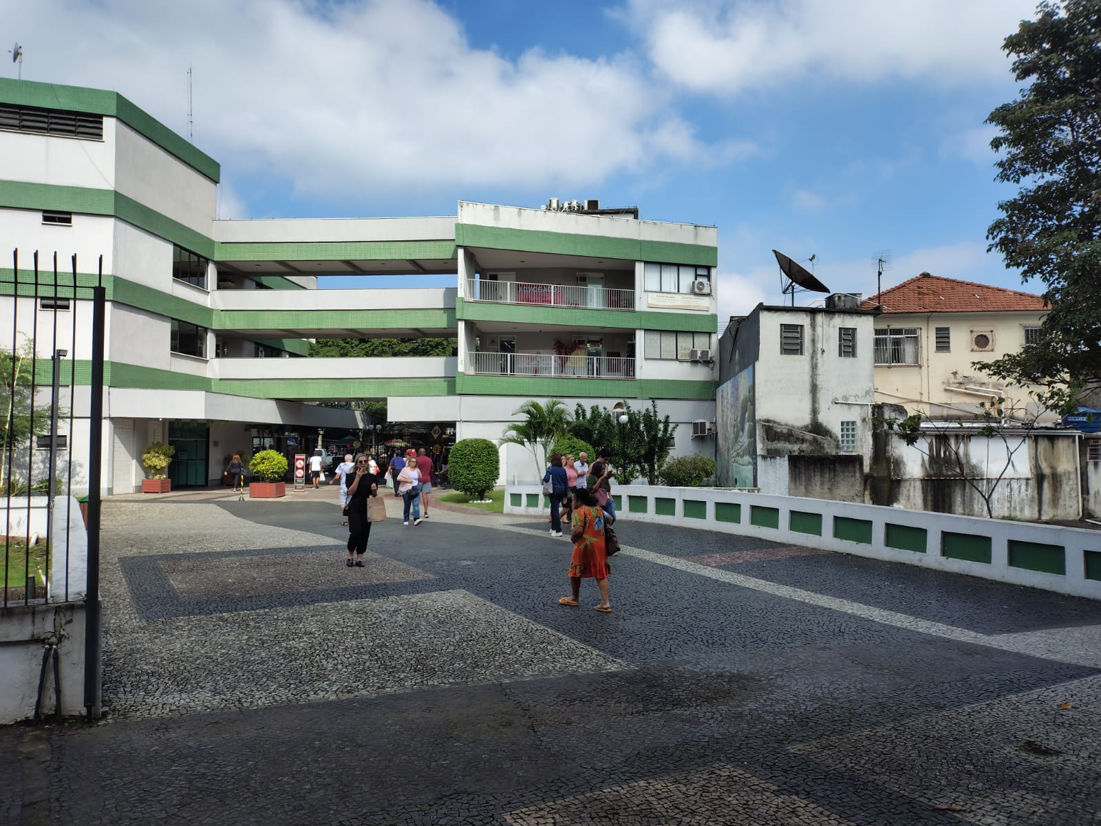 Fachada da Passarela da Freguesia